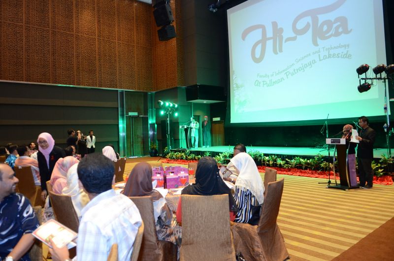 Hi tea alumni  14  093